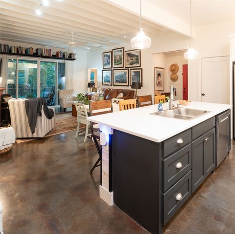 1600 W Day Street, Denison, TX 75020