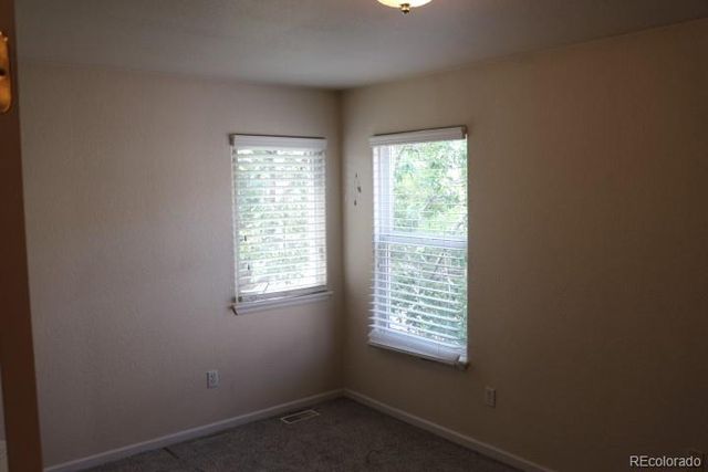 15555 E 40th Avenue 48, Denver, CO 80239