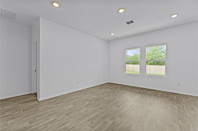 314 Boatman CV, Seguin, TX 78155