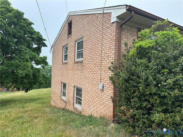 865 Olney Rd, Vinton, VA 24179