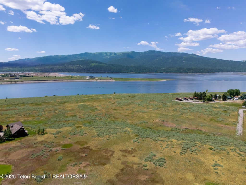 LAKE CABIN Drive, Alpine, WY 83128 photo 9