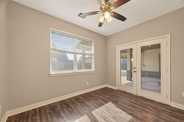 14006 Martinique Lane, Mont Belvieu, TX 77523