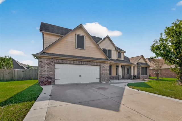 14006 Martinique Lane, Mont Belvieu, TX 77523