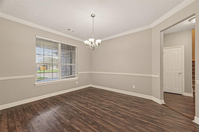 14006 Martinique Lane, Mont Belvieu, TX 77523