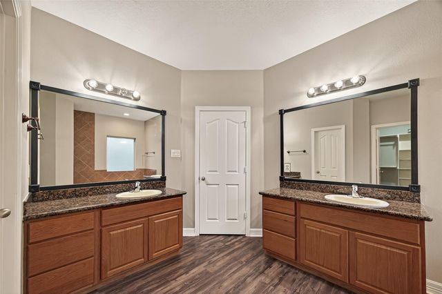 14006 Martinique Lane, Mont Belvieu, TX 77523