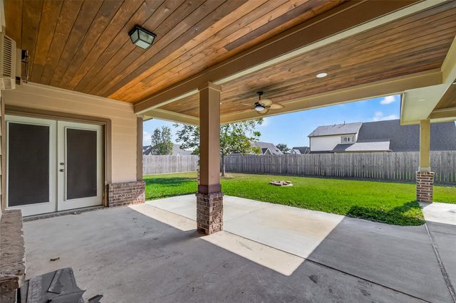 14006 Martinique Lane, Mont Belvieu, TX 77523