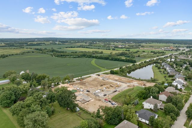 Unit 9B Prairie Grove Drive, Geneva, IL 60134