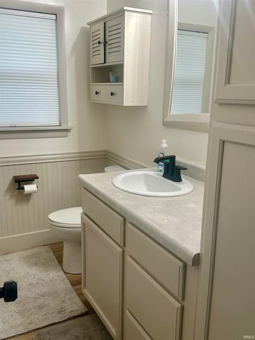 4025 Carl Street, Woodburn, IN 46797