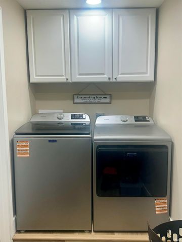 4025 Carl Street, Woodburn, IN 46797