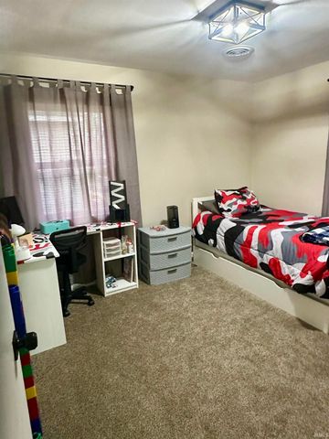 4025 Carl Street, Woodburn, IN 46797