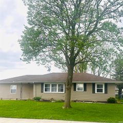 4025 Carl Street, Woodburn, IN 46797