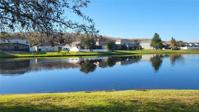 520 CRESTING OAK CIRCLE 6, Orlando, FL 32824