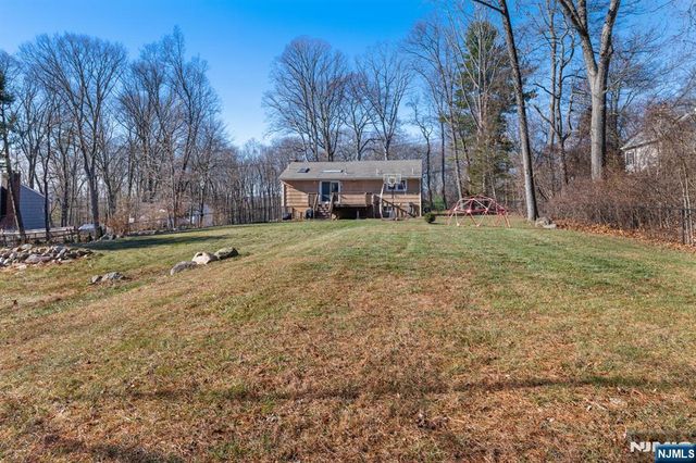 138 Ridge Road, West Milford, NJ 07480