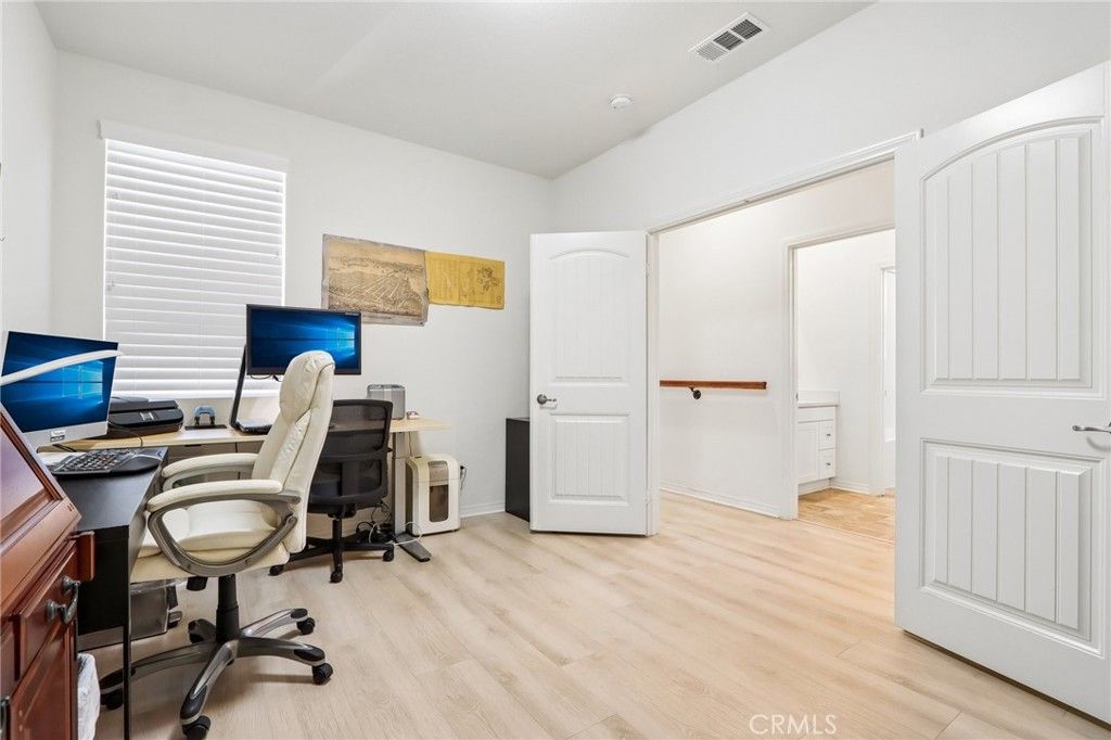 Image 15 of property listing at 27134 Settlement Street, Menifee, CA 92585