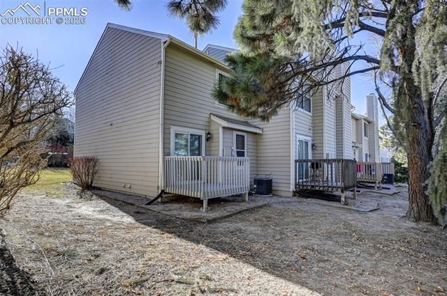 524 Shady Crest Circle, Colorado Springs, CO 80916