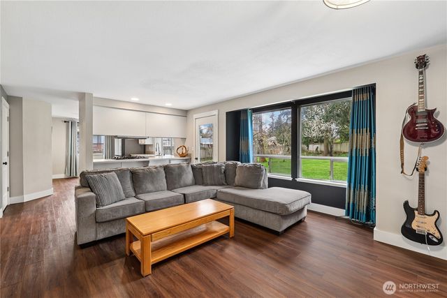20703 119th Street Ct E, Bonney Lake, WA 98391