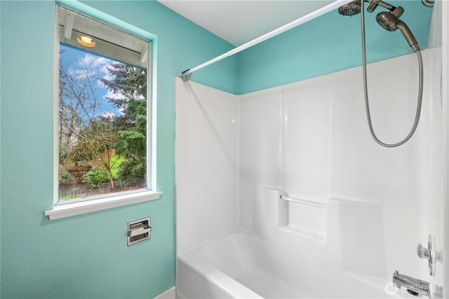 20703 119th Street Ct E, Bonney Lake, WA 98391