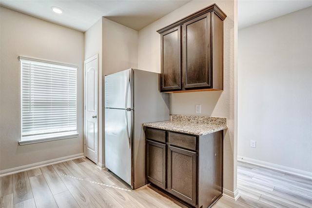 20618 Bauer Gulch Drive, Hockley, TX 77447