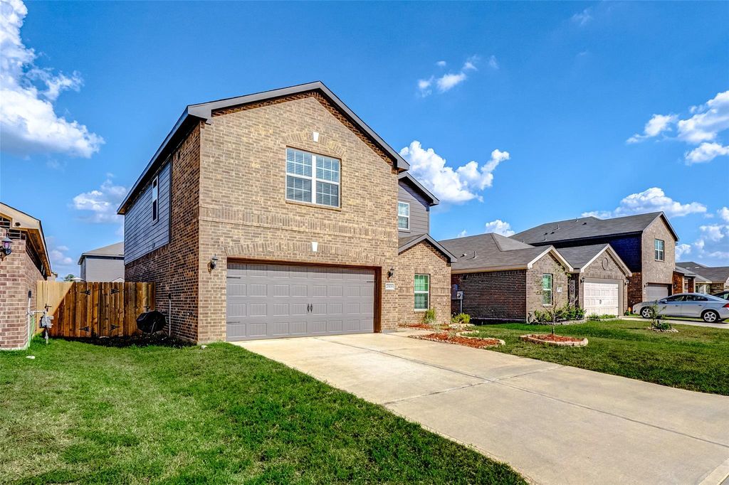 20618 Bauer Gulch Drive, Hockley, TX 77447