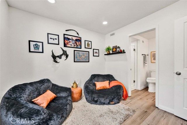 6512 E Camino Vista 6, Anaheim, CA 92807