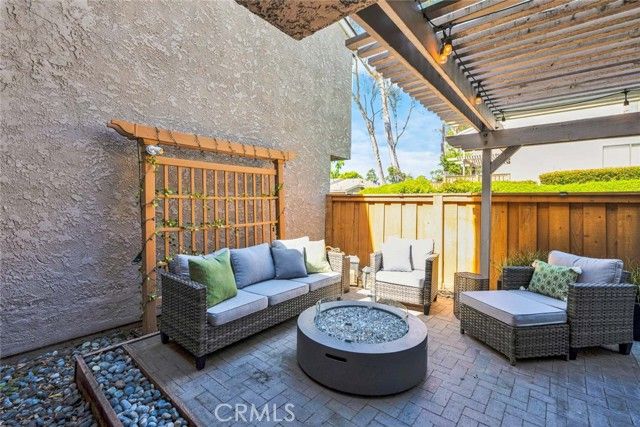 6512 E Camino Vista 6, Anaheim, CA 92807