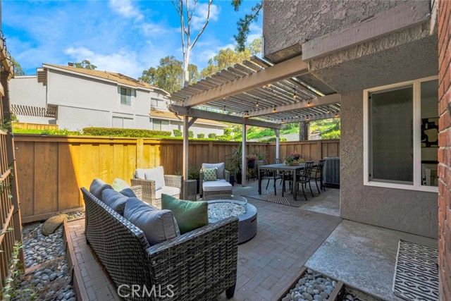 6512 E Camino Vista 6, Anaheim, CA 92807