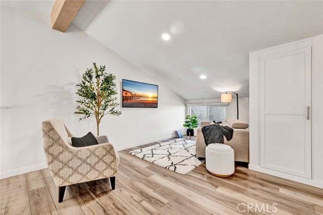 6512 E Camino Vista 6, Anaheim, CA 92807