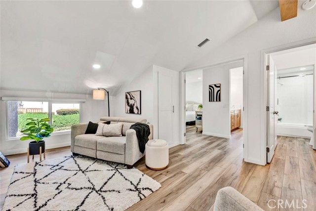 6512 E Camino Vista 6, Anaheim, CA 92807