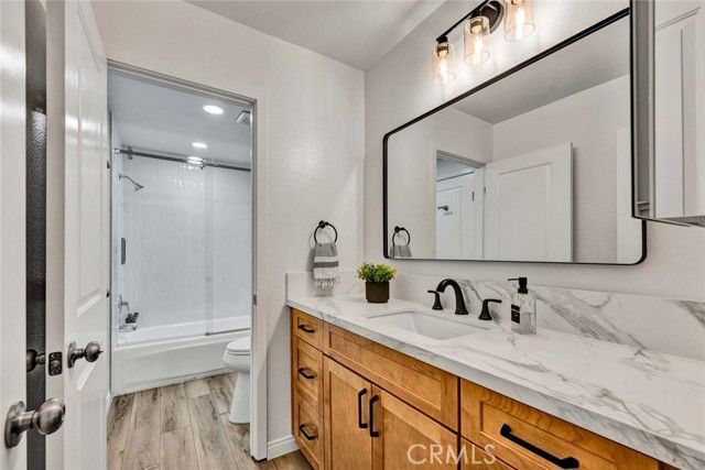 6512 E Camino Vista 6, Anaheim, CA 92807