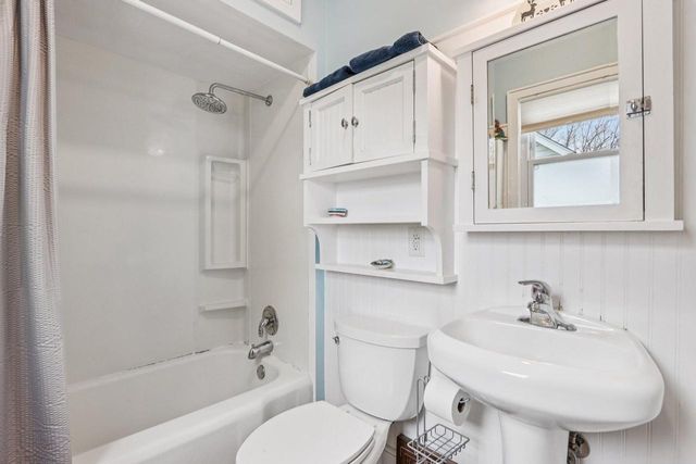 507 N Catalpa STREET, Port Washington, WI 53074