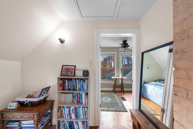 507 N Catalpa STREET, Port Washington, WI 53074