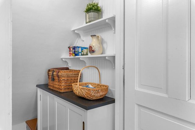 507 N Catalpa STREET, Port Washington, WI 53074