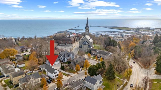 507 N Catalpa STREET, Port Washington, WI 53074