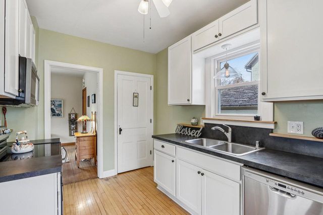 507 N Catalpa STREET, Port Washington, WI 53074