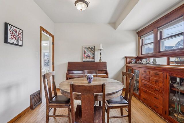 507 N Catalpa STREET, Port Washington, WI 53074