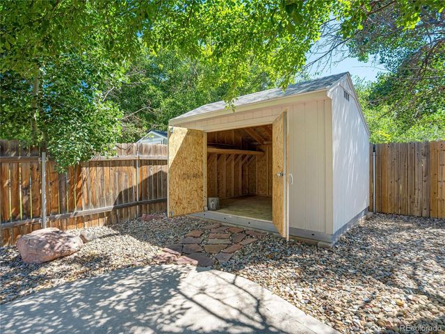 5915 Pemberton Way, Colorado Springs, CO 80919
