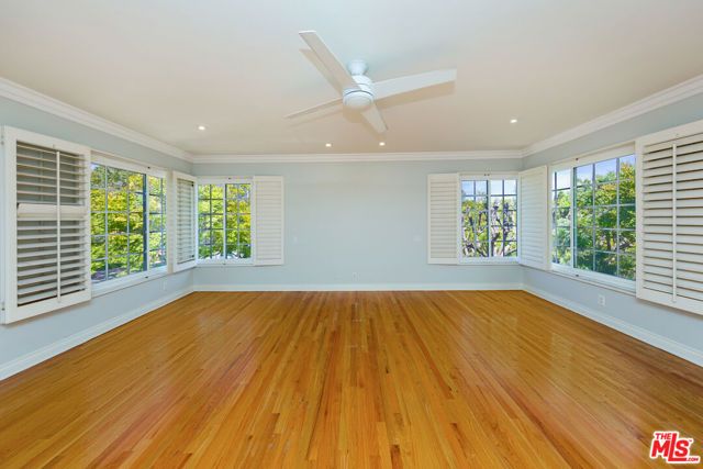 9808 Hillgreen Place, Beverly Hills, CA 90212