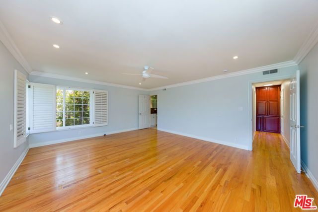 9808 Hillgreen Place, Beverly Hills, CA 90212