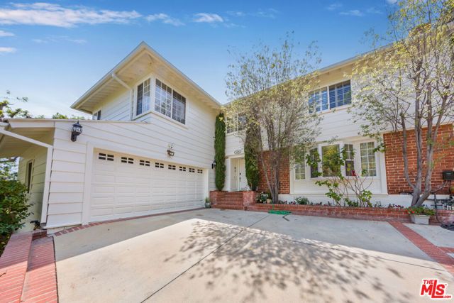 9808 Hillgreen Place, Beverly Hills, CA 90212
