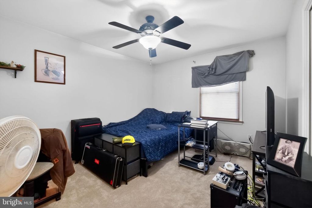 Image 13 of property listing at 17006 MOUNT SAVAGE RD NW, Frostburg, MD 21532