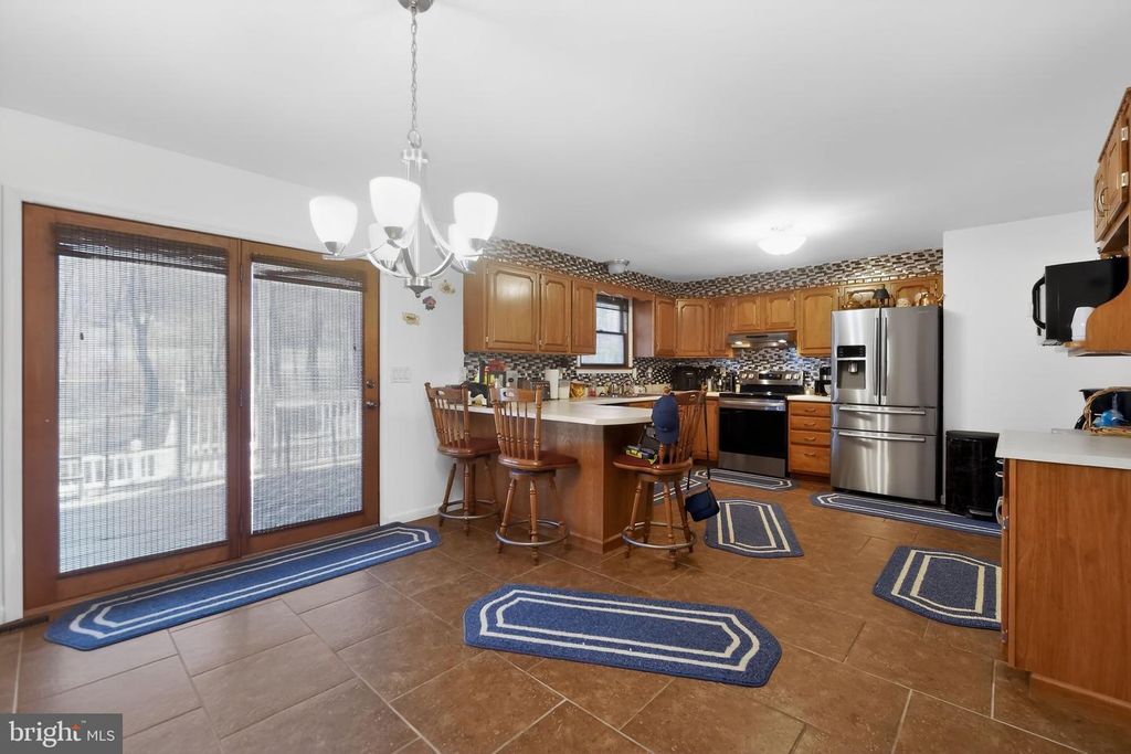 Image 7 of property listing at 17006 MOUNT SAVAGE RD NW, Frostburg, MD 21532