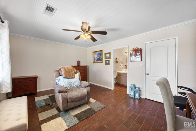 10202 Pinnacle Ridge Avenue, Bakersfield, CA 93311