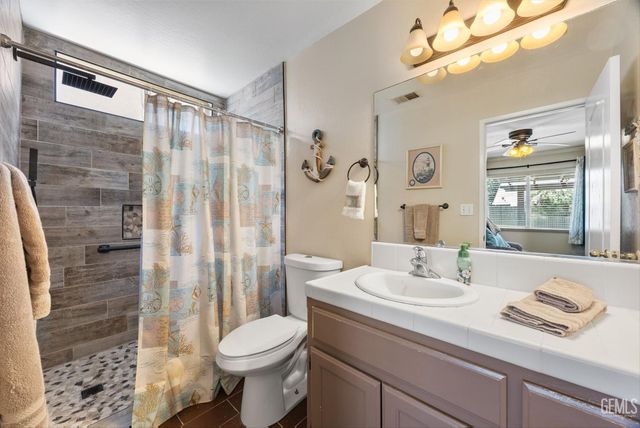 10202 Pinnacle Ridge Avenue, Bakersfield, CA 93311