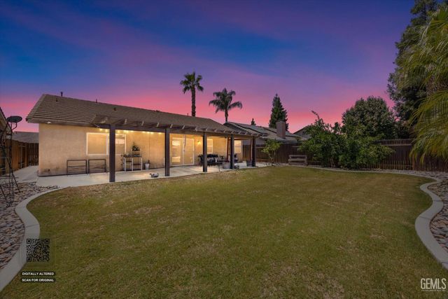 10202 Pinnacle Ridge Avenue, Bakersfield, CA 93311