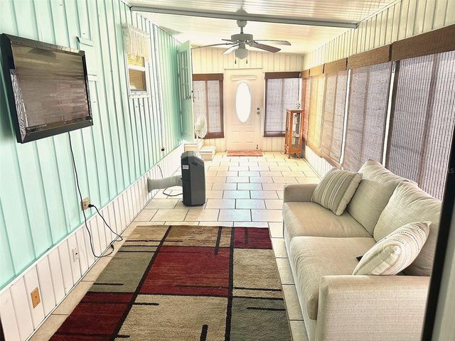 8300 SEMINOLE BOULEVARD 241, Seminole, FL 33772