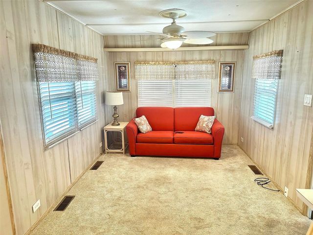 8300 SEMINOLE BOULEVARD 241, Seminole, FL 33772