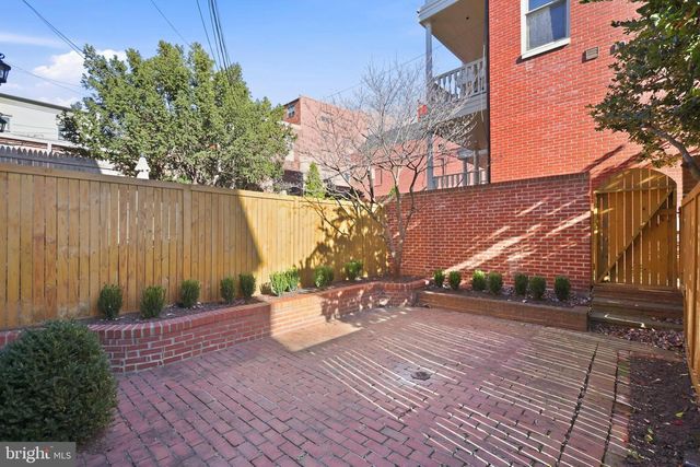 322 2ND ST SE, Washington, DC 20003