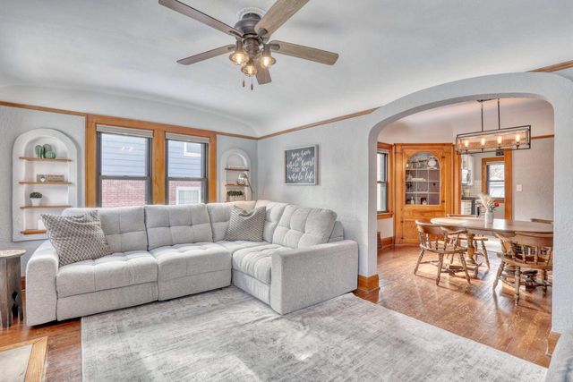 5739 S 113th STREET, Hales Corners, WI 53130