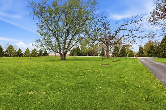 W8990 Sharratt ROAD, Van Dyne, WI 54979