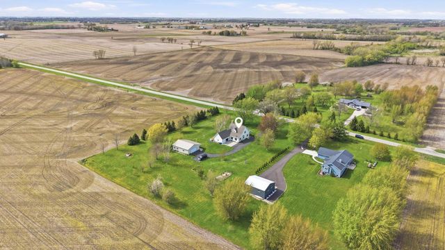 W8990 Sharratt ROAD, Van Dyne, WI 54979